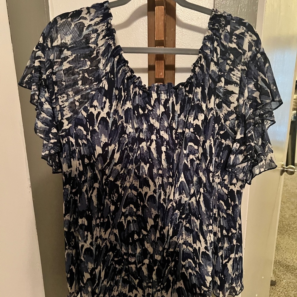 Navy and White Women's Top